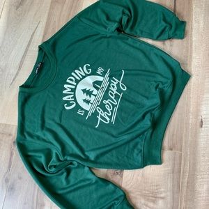 Drop shoulder slogan graphic pullover | NWOT
